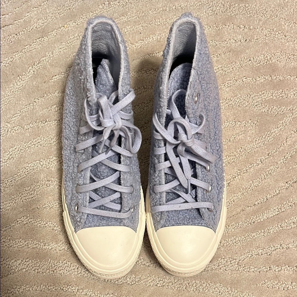 High-Top Sneakers in Light blue and Cream